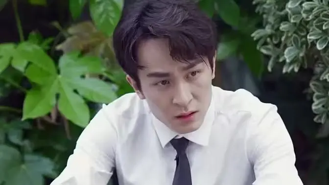 《相爱已成往事》影评：当爱情褪色，只剩回忆里的微光？